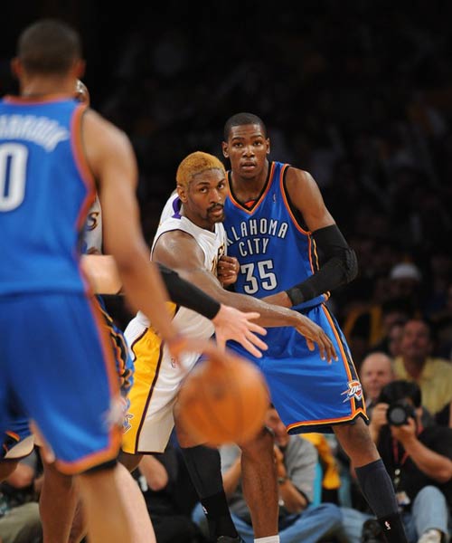 对联盟顶尖 对联盟顶尖