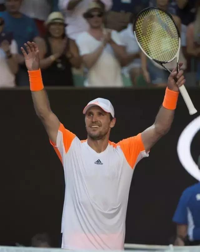 的瞬间表现 的瞬间表现