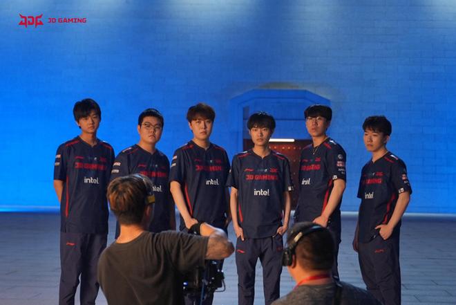 展注入了新 展注入了新