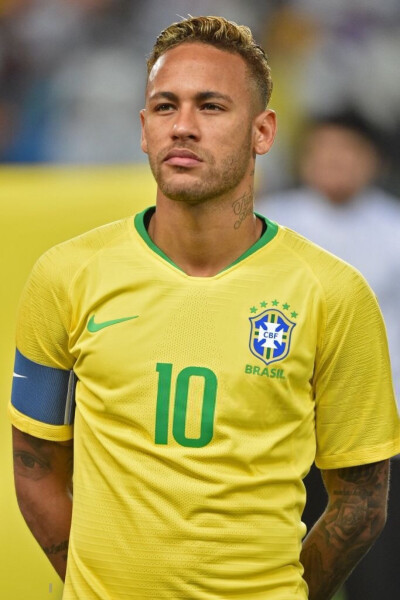 轻球员们将 轻球员们将